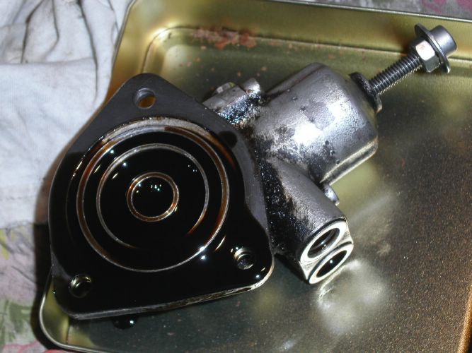 Test de soulevement de la valve du thermostat : deviss, l'huile ne passe pas